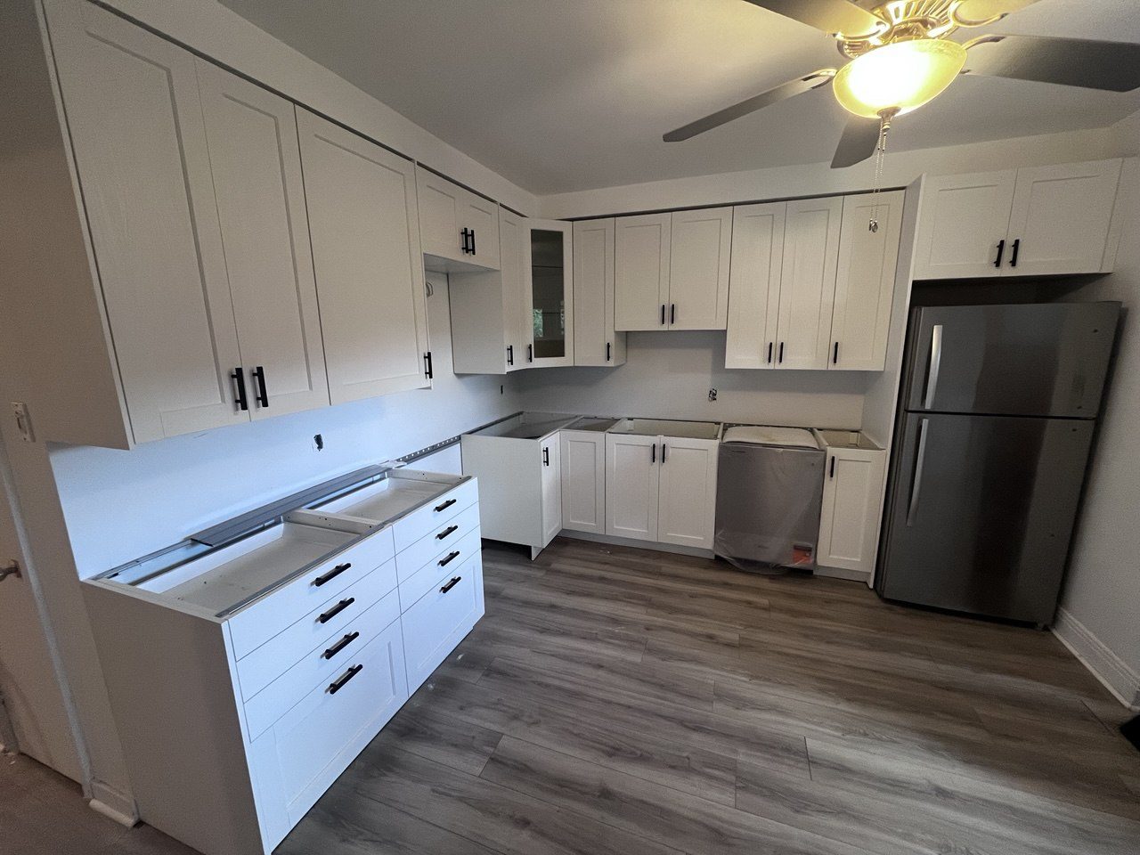 Kitchen prep area